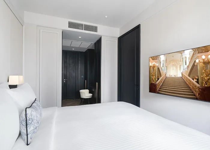 Hotel La Clef By The Crest Collection 5*