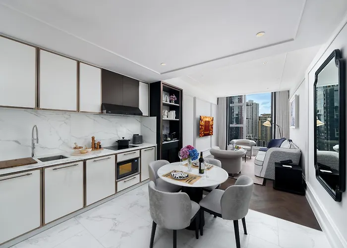 Hotel La Clef By The Crest Collection Bangkok