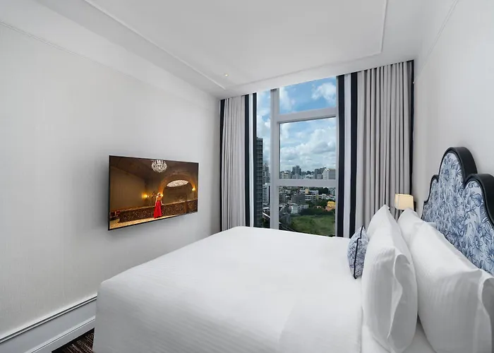 Hotel La Clef By The Crest Collection 5*