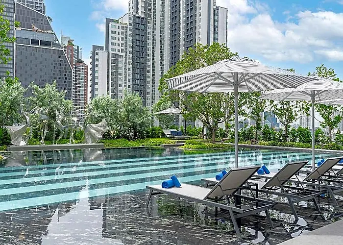 La Clef By The Crest Collection Hotel 5*
