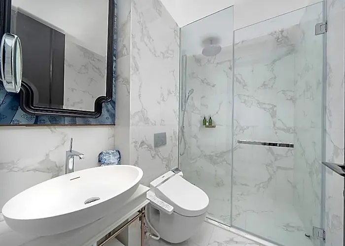 Hotel La Clef By The Crest Collection 5*
